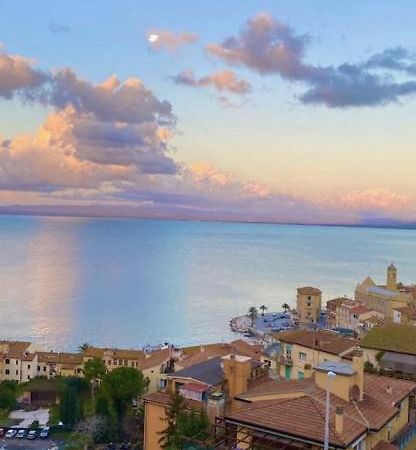 Bilocale Vista Mare Con Posto Auto Apartment Porto Santo Stefano  Ngoại thất bức ảnh