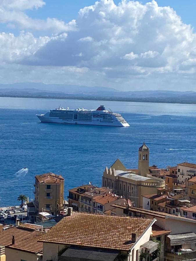 Bilocale Vista Mare Con Posto Auto Apartment Porto Santo Stefano  Ngoại thất bức ảnh